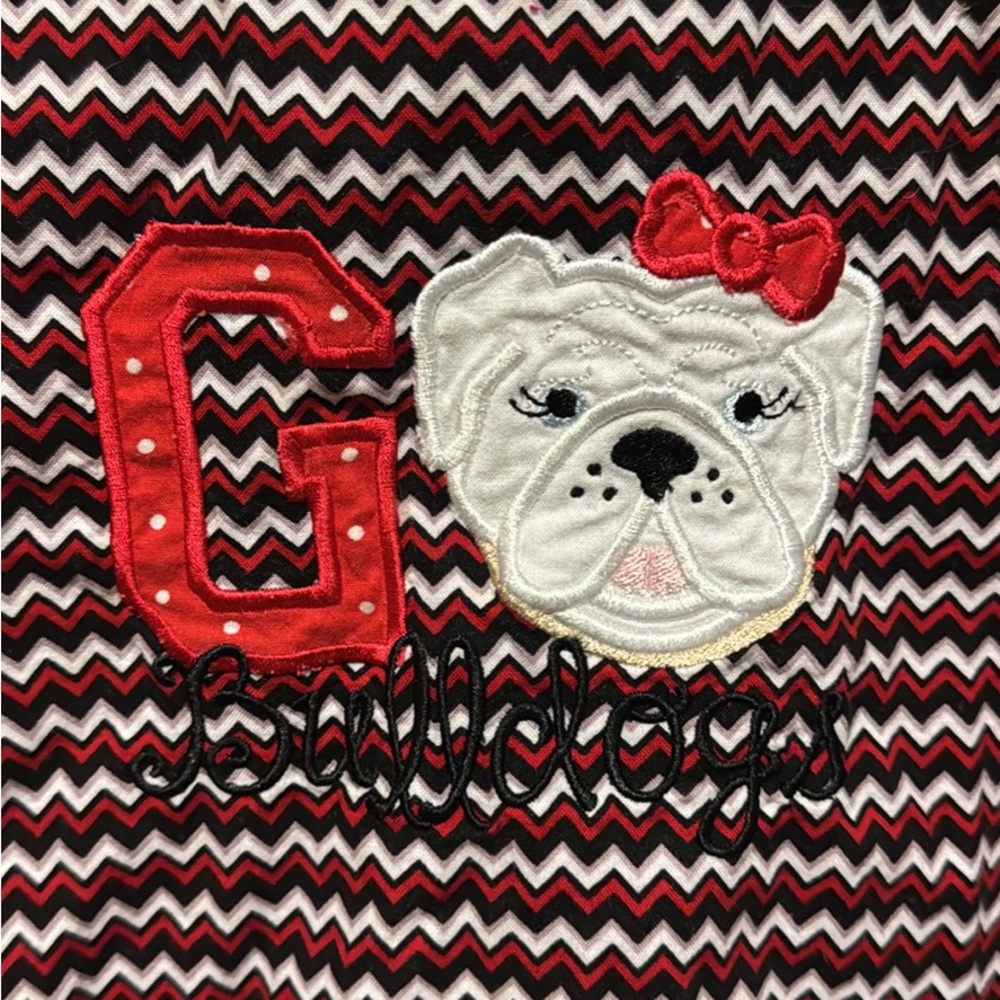 Black and White Chevron UGA Appliqué Accessory. - Picture 2 of 4